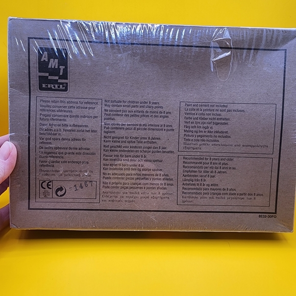 New- Star Wars A-Wing Fighter 8933 Plastic Snap Model Kit Factory Sealed AMT Ert - Picture 2 of 3